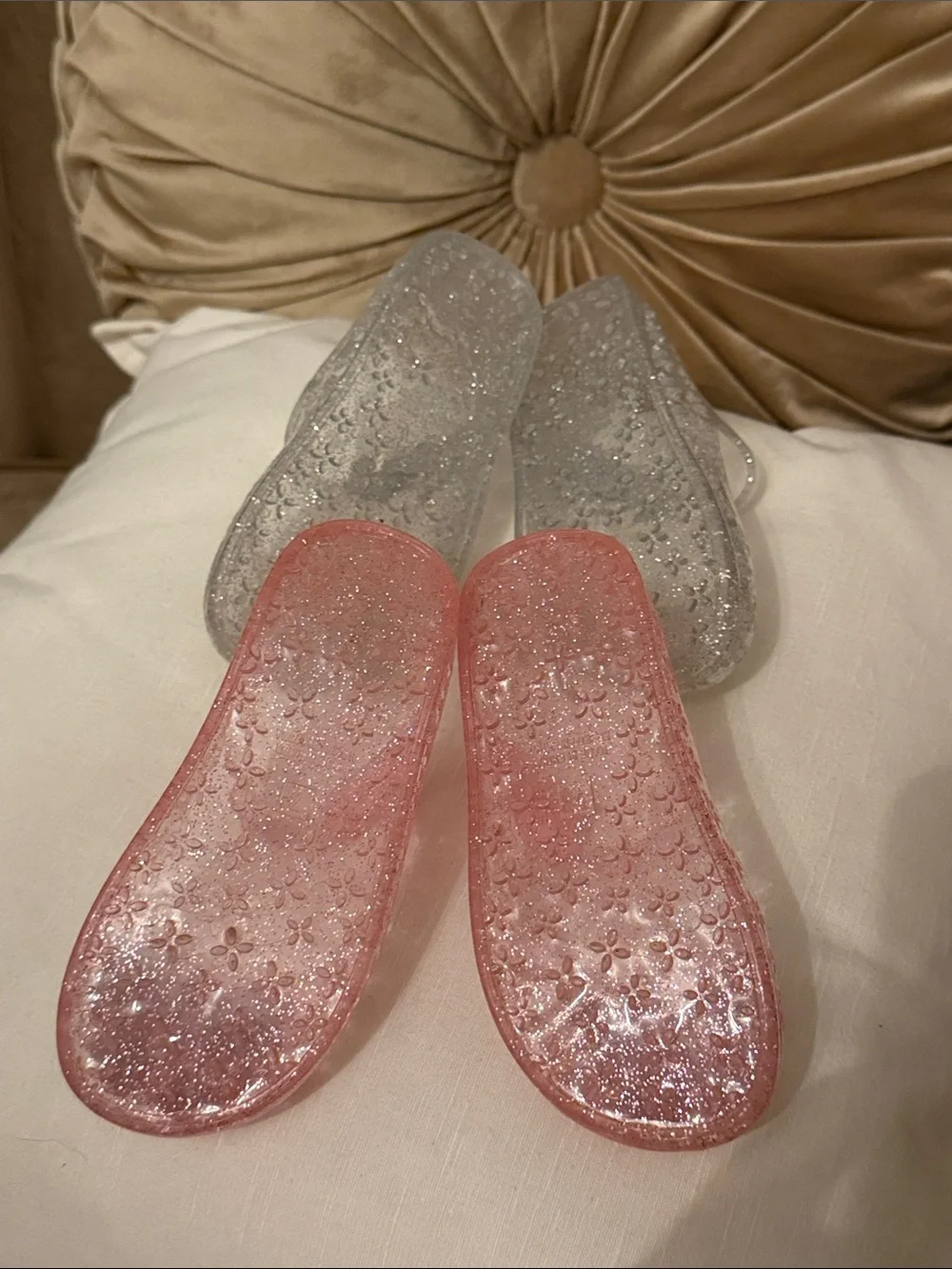 Old Navy Toddler Jelly Sandals - like new!